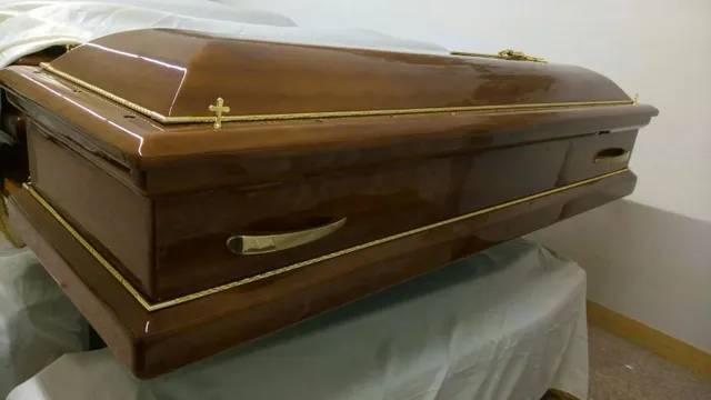 Dettaglio maniglie cofano