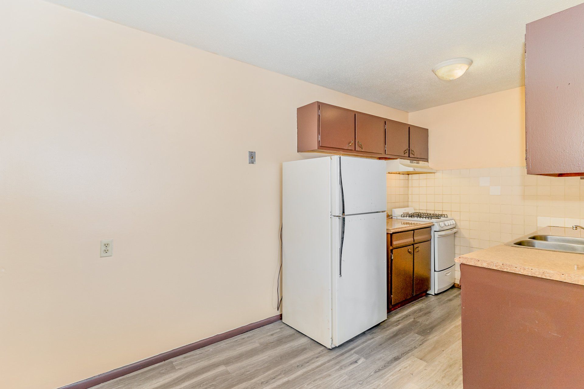 Bloomington Ave kitchen and dining