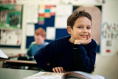 Audífonos para niños y adolescentes.