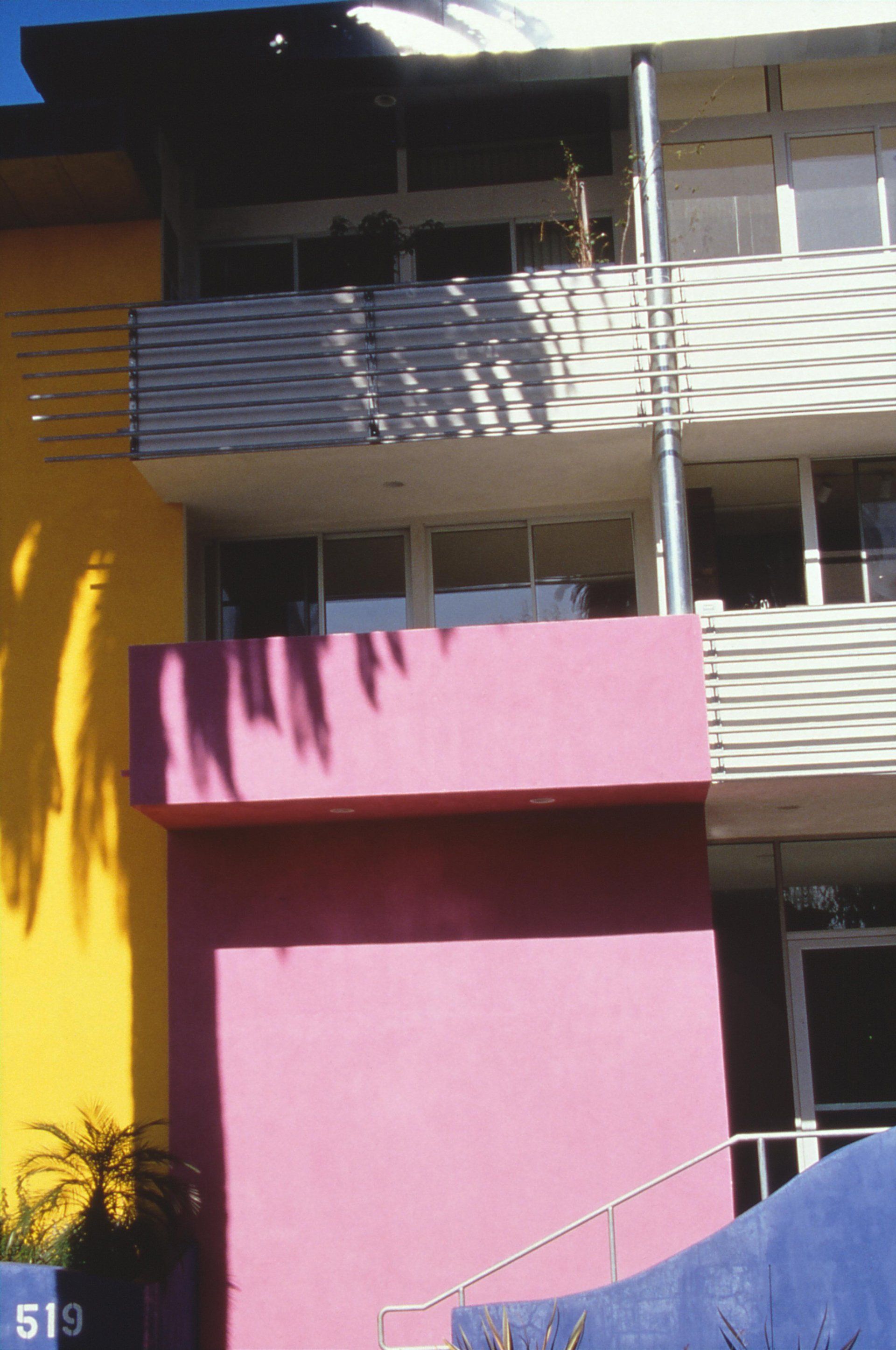 Appartments 519, Cal.Ave., Los Angeles, California