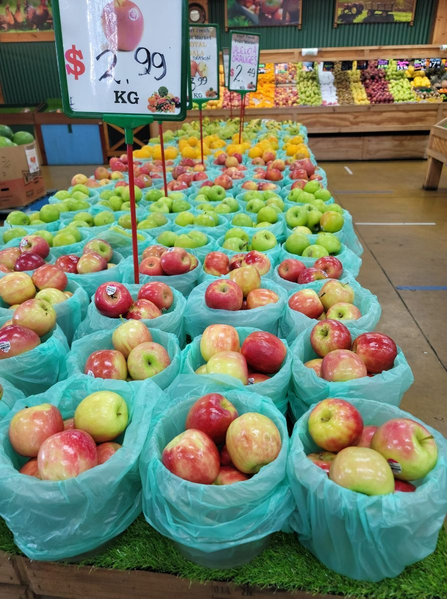 Apples On Display — Start Fresh Fruit Market in Bundaberg Central QLD