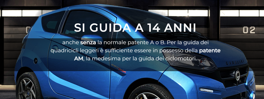 Un'auto blu con la scritta si guida a 14 anni sopra