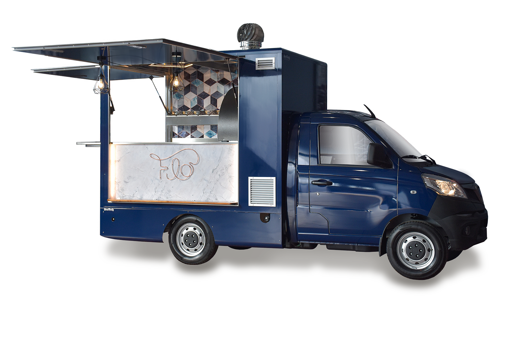 Un camioncino di cibo blu con la porta aperta su uno sfondo bianco.