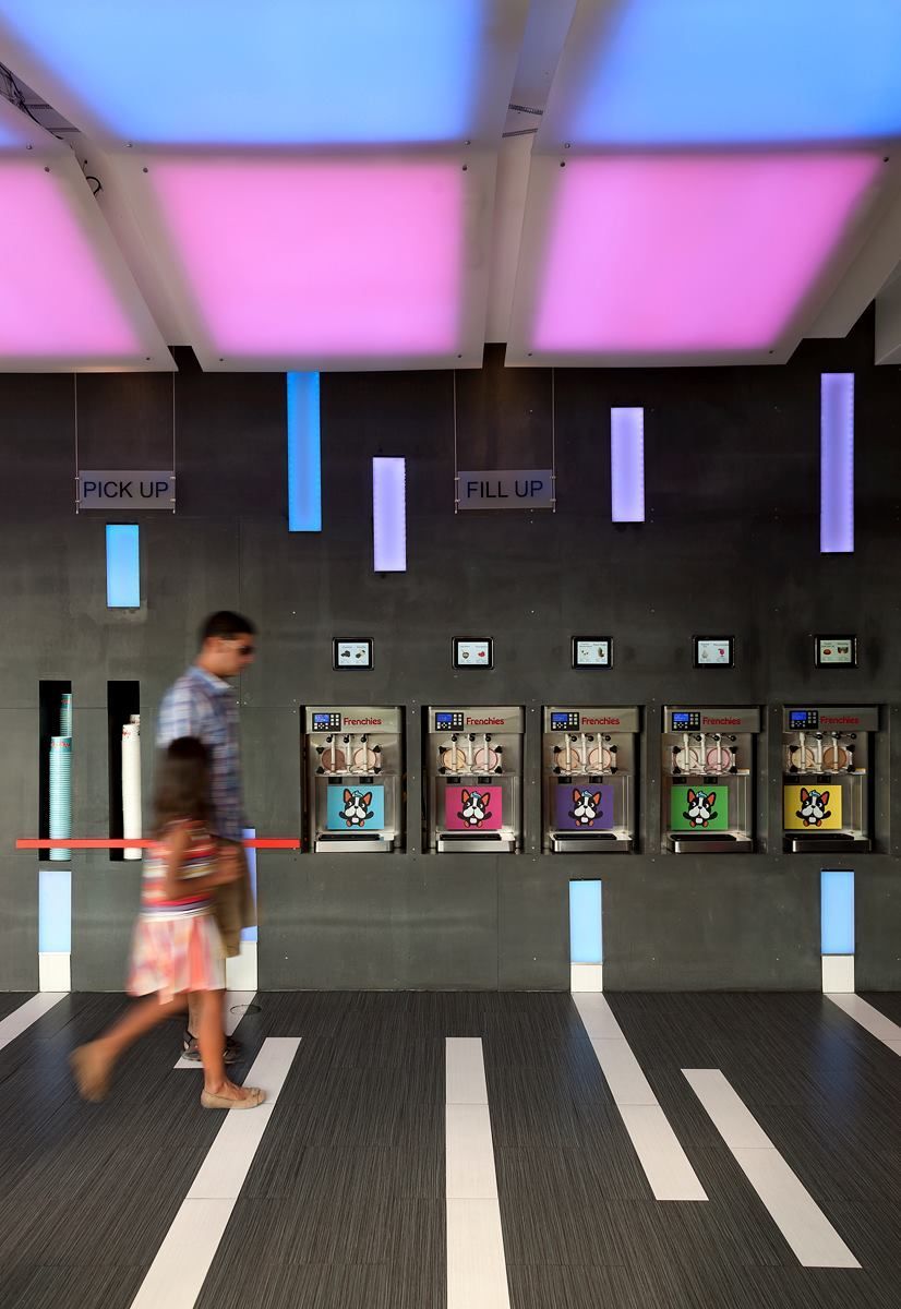 froyo, frozen yogurt at Frenchie's next to 5 Star Auto Spa