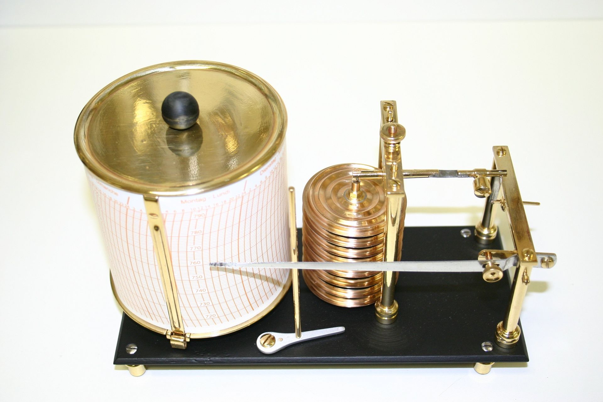 Restauration Barograph nachher - Martinaglia Optik AG