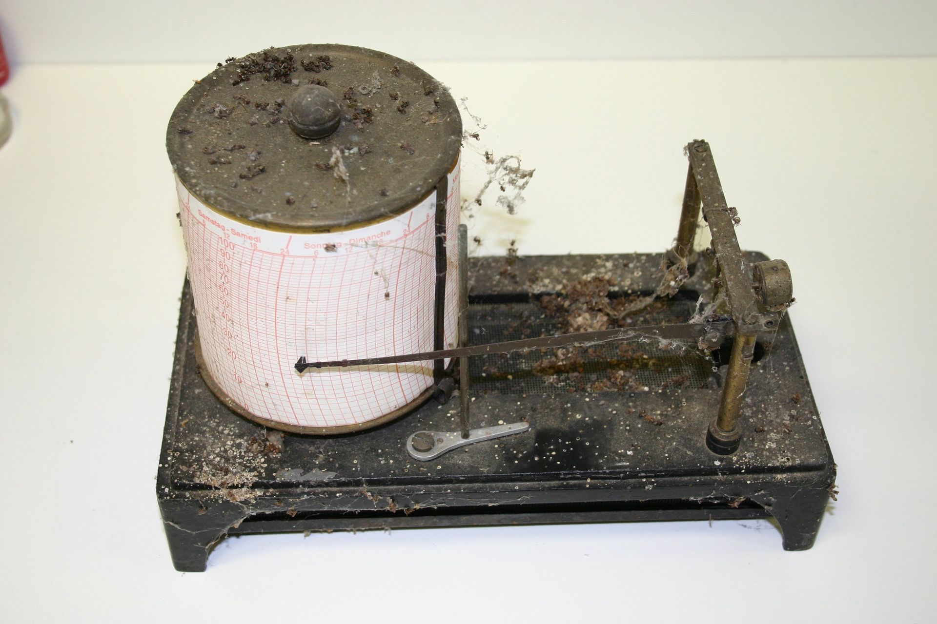 Restauration Hygrograph vorher - Martinaglia Optik AG