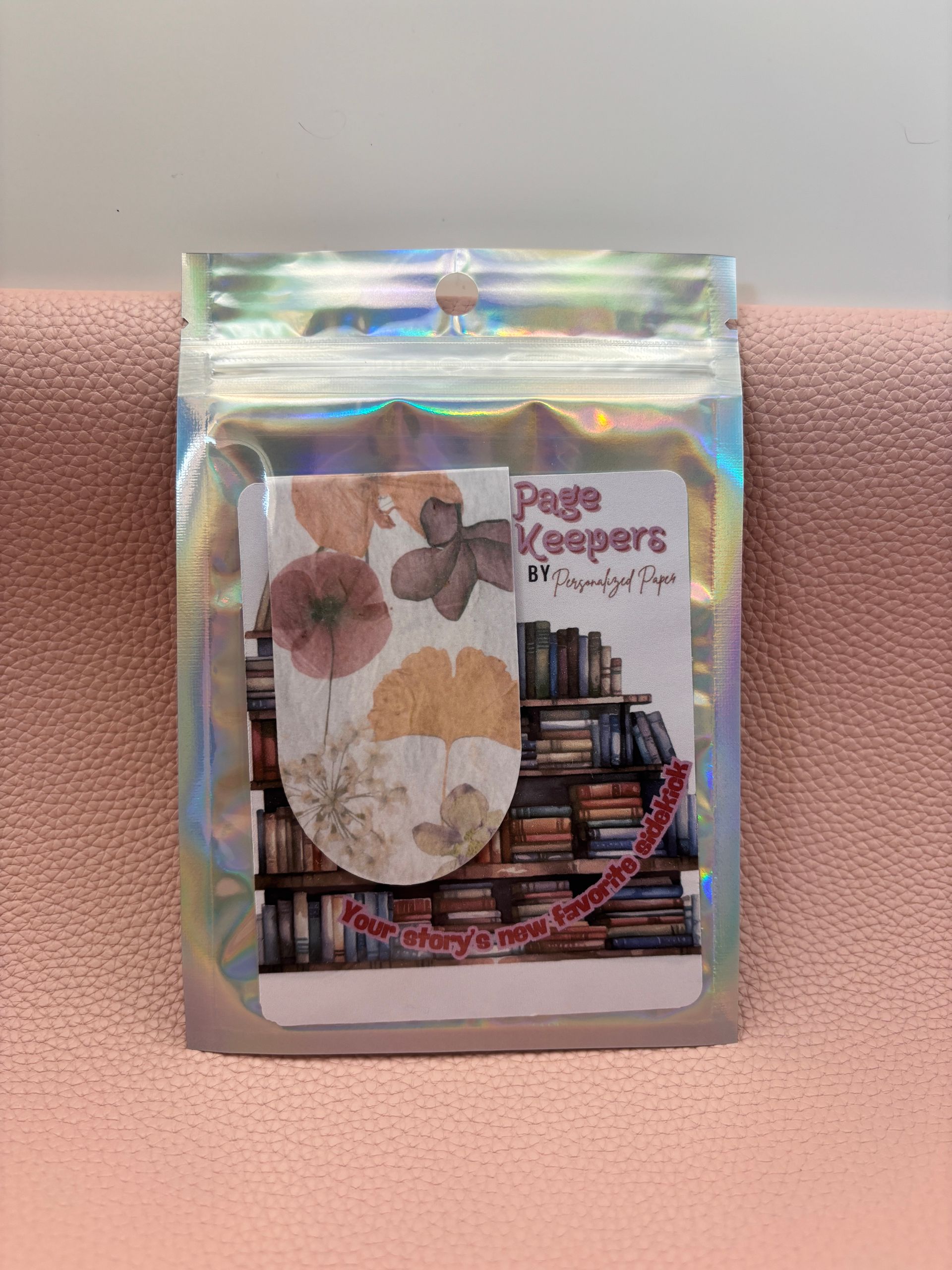 Magnetic Bookmark | Valentine Page Keeper (Pressed Flower)