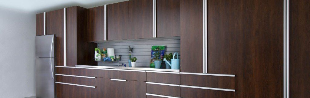 Metal vs. Wood: Choosing the Right Garage Cabinet Material