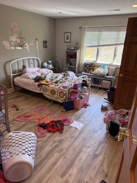 Child's Bedroom - Before