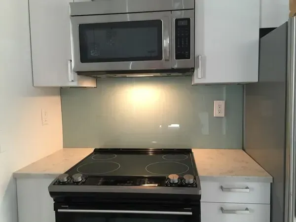 Glass Backsplash - Oakland Park, FL - Glass USA