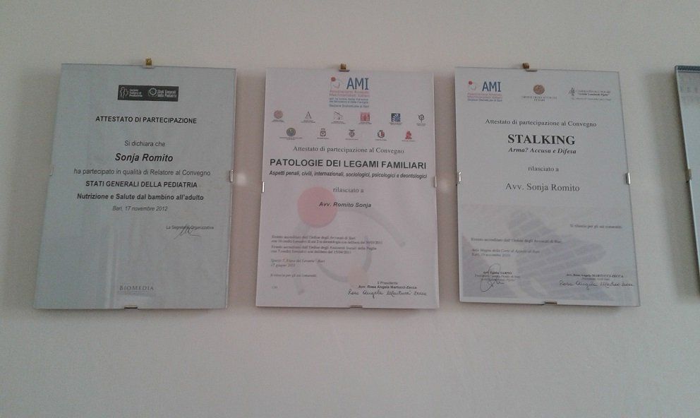 Titoli e certificati per avvocatura