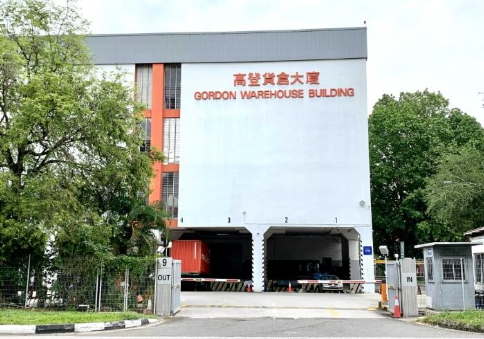 white computer setup