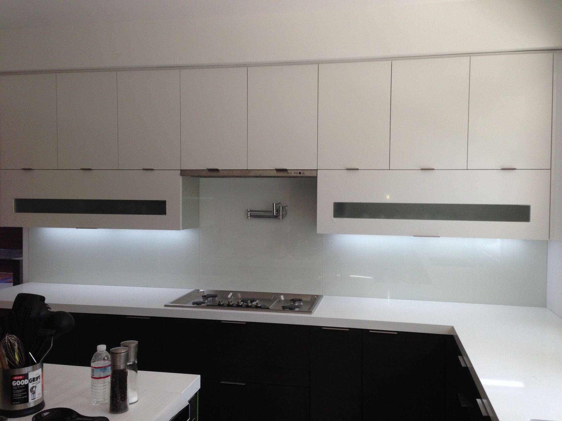 Back Painted - snow-white -1/4” optiwhite glass