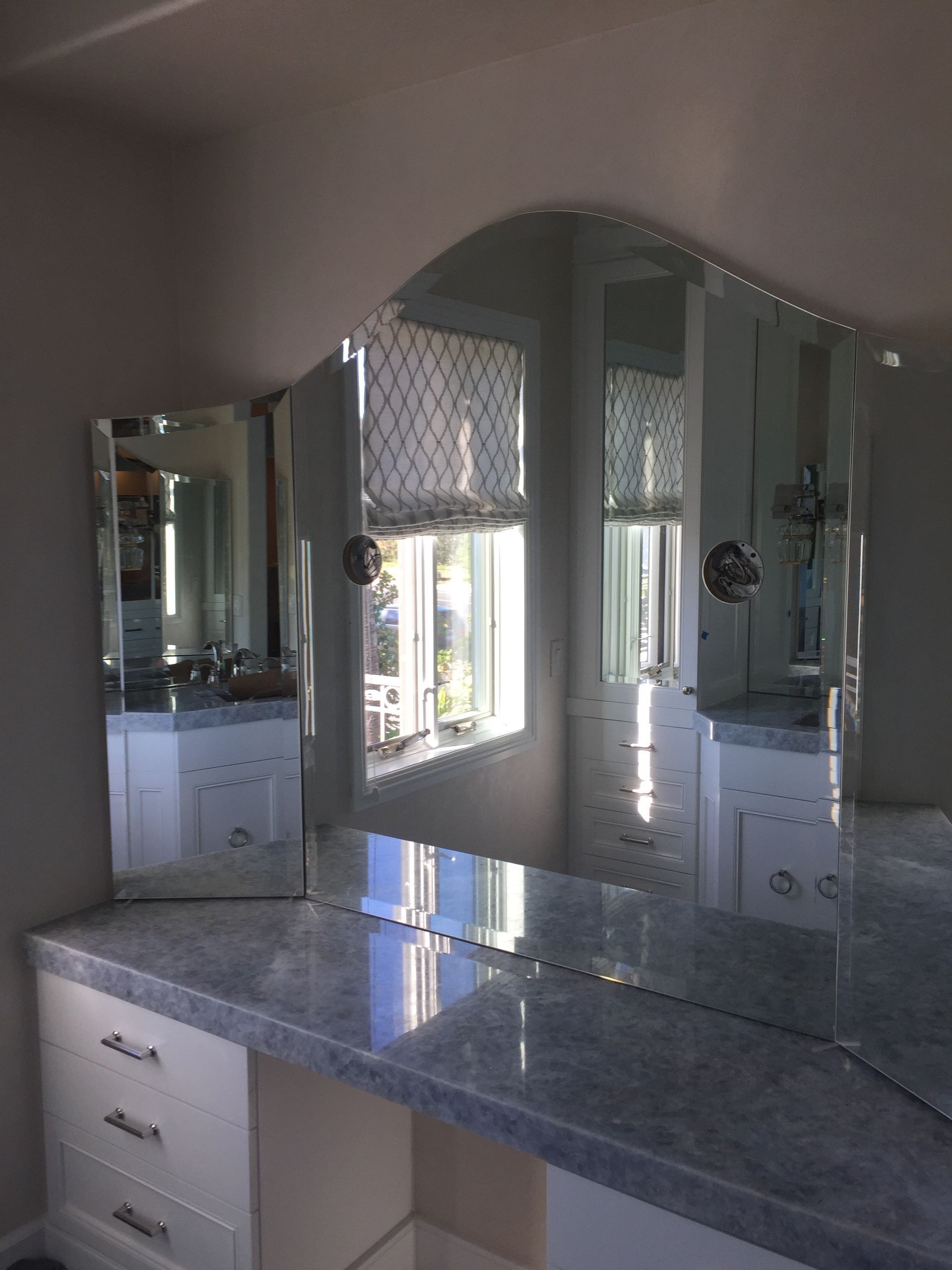 Custom mirror with bevel
