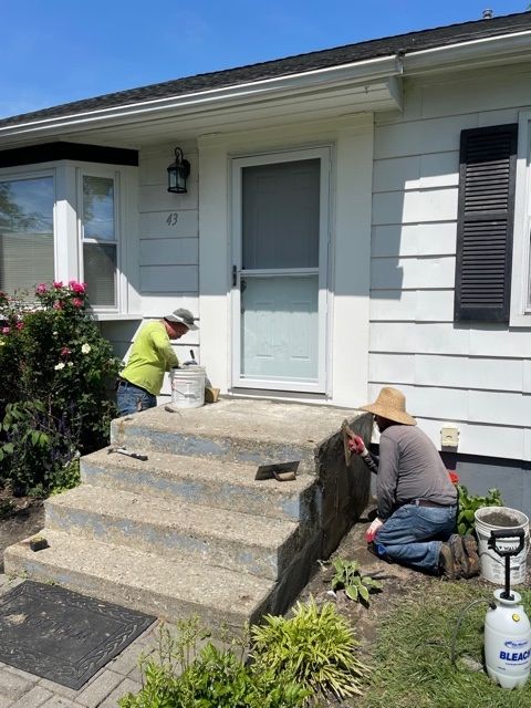 Workers Busy — Mahopac, NY — Local Boys