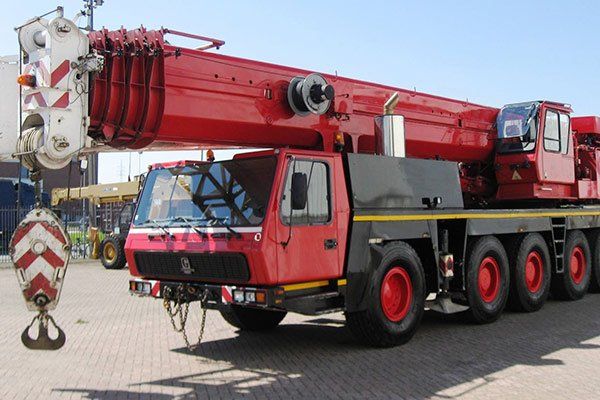 Crane Truck & Special Services S.A.S, grúas.