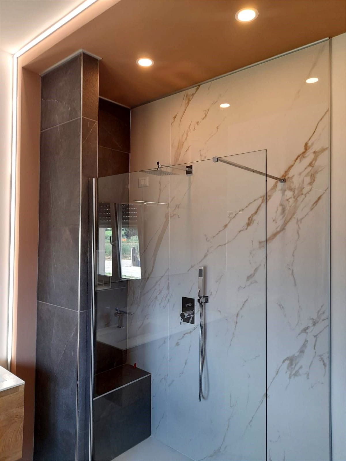 RISTRUTTURAZIONE BAGNI