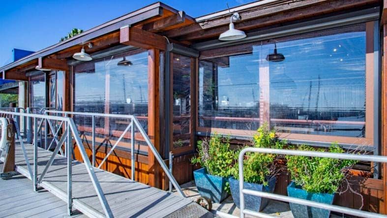 Commercial Awning Contractors | Strongland Screens & Awnings