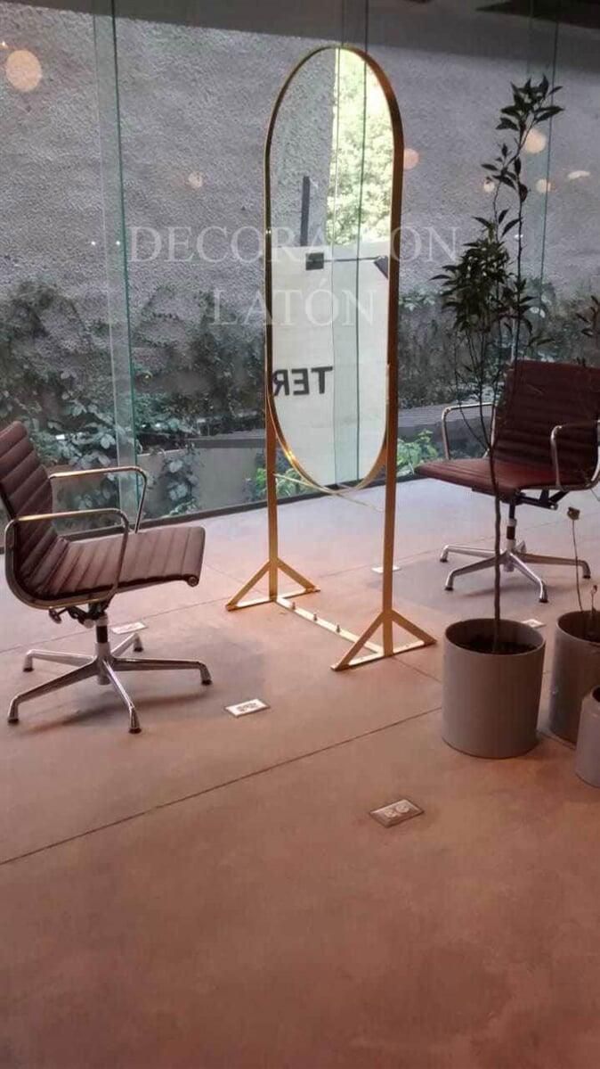 DECORA CON LATÓN