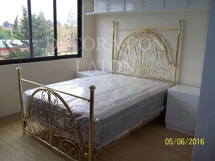DECORA CON LATÓN