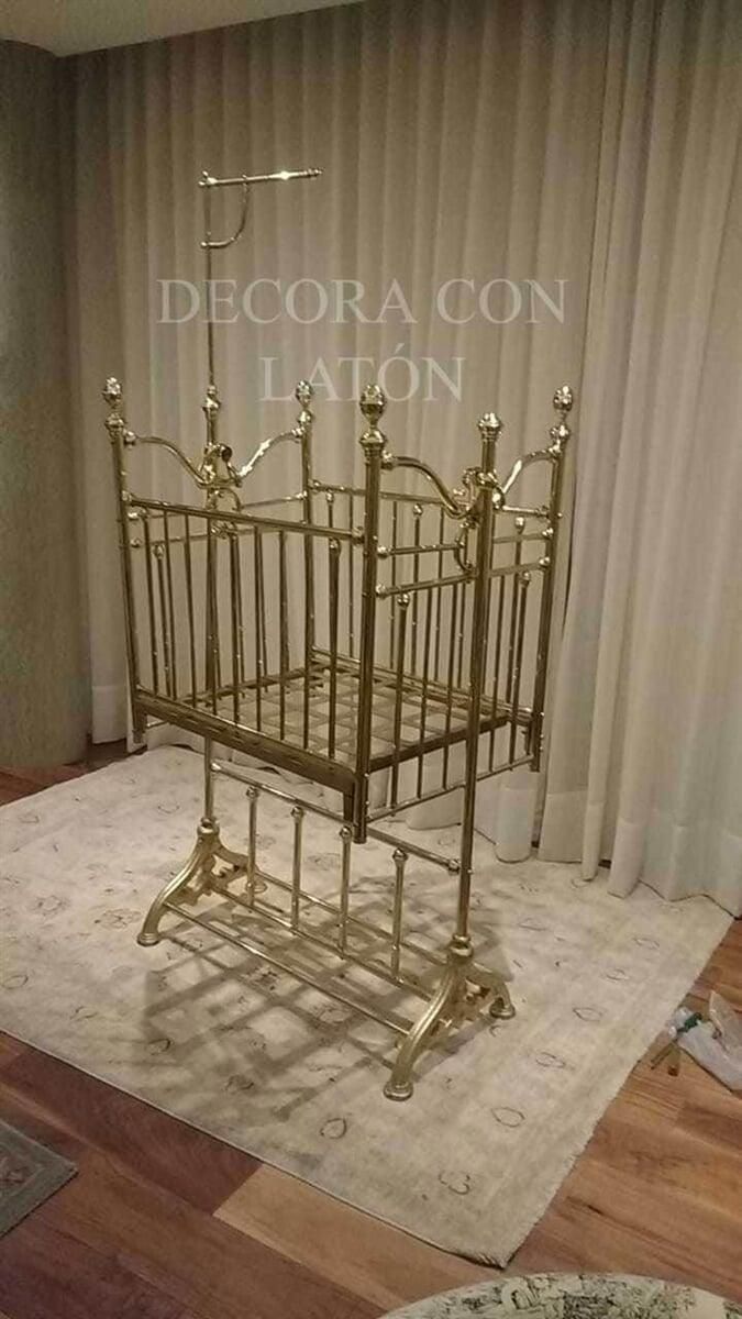 DECORA CON LATÓN