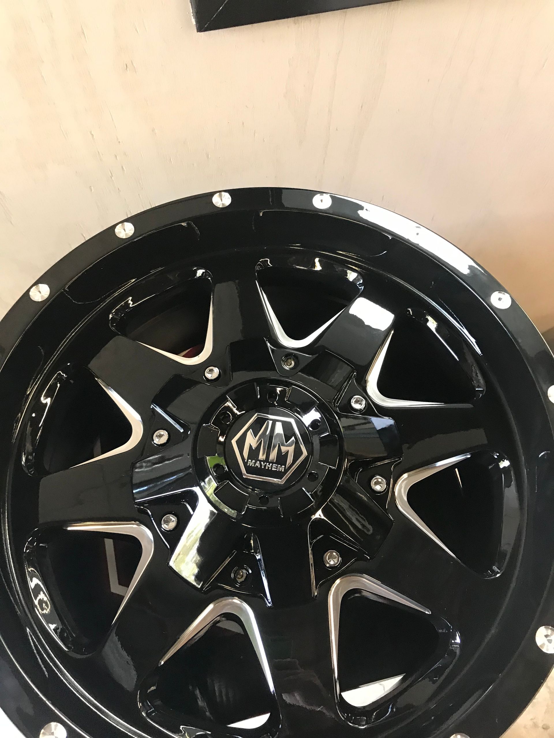 Black Wheel - Mr. Best Wrench