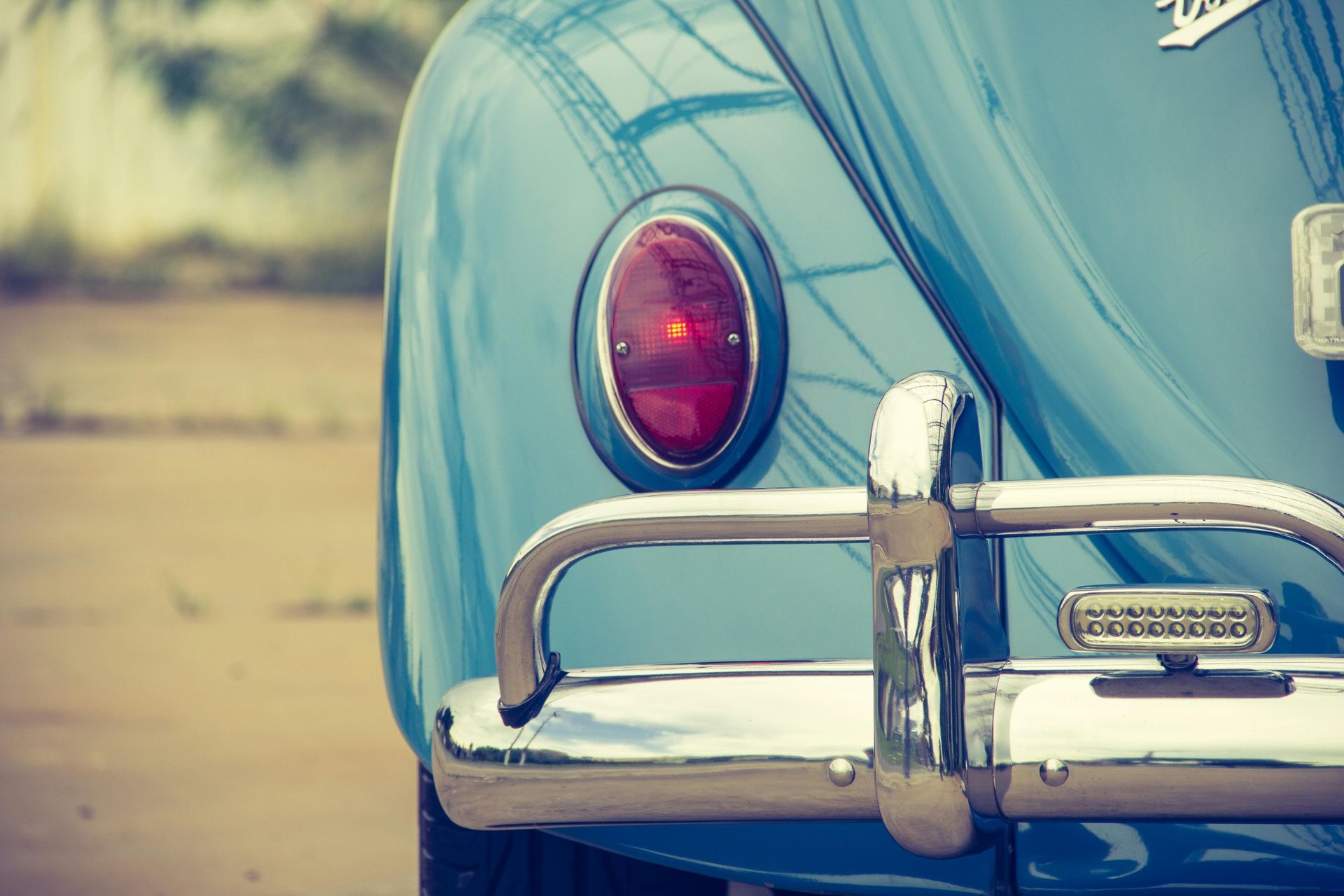 Oil change and filter replacement in auto workshop