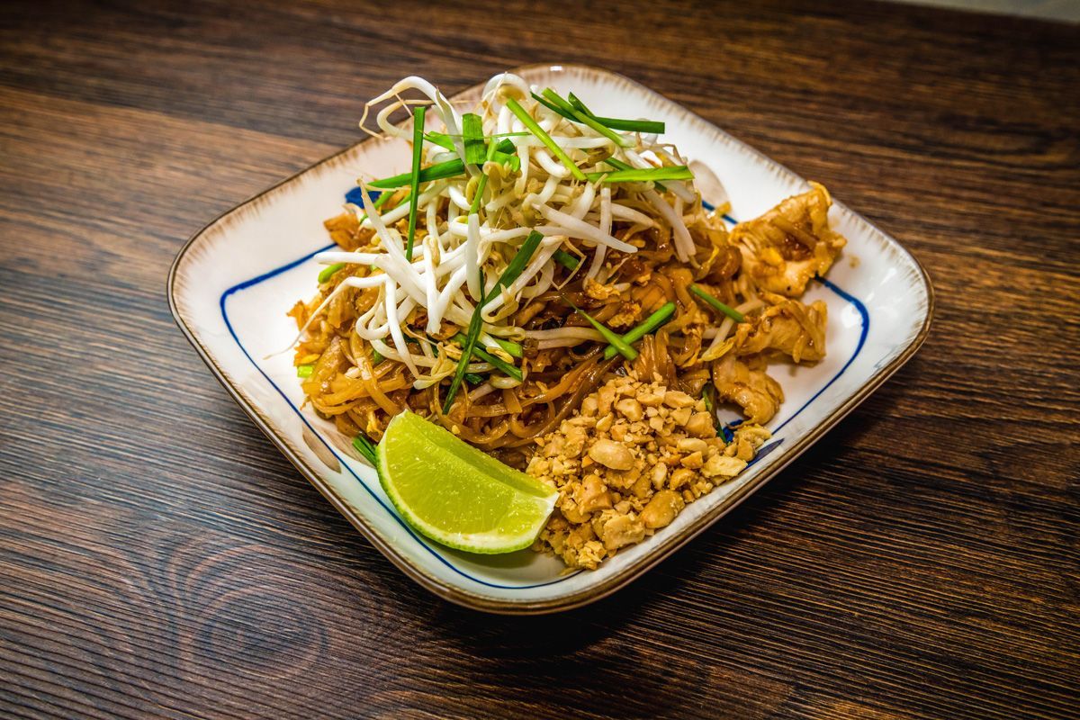 Pad Thai at The Exclusive Thai Kitchen inside Petersham Inn Hotel