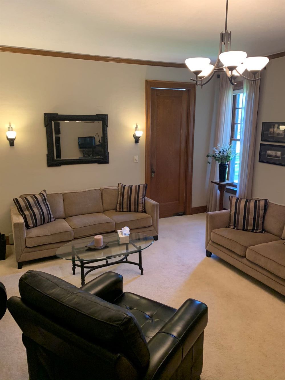 Liewer Funeral Home Sitting Room