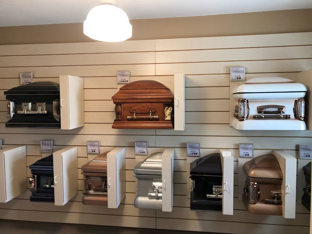 Liewer Funeral Home Wauneta Caskets