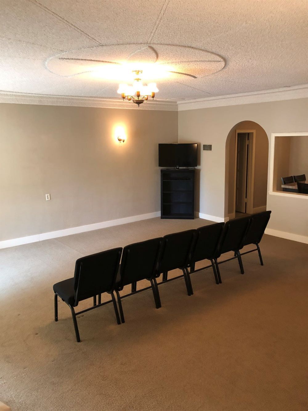 Liewer Funeral Home Wauneta Viewing Room
