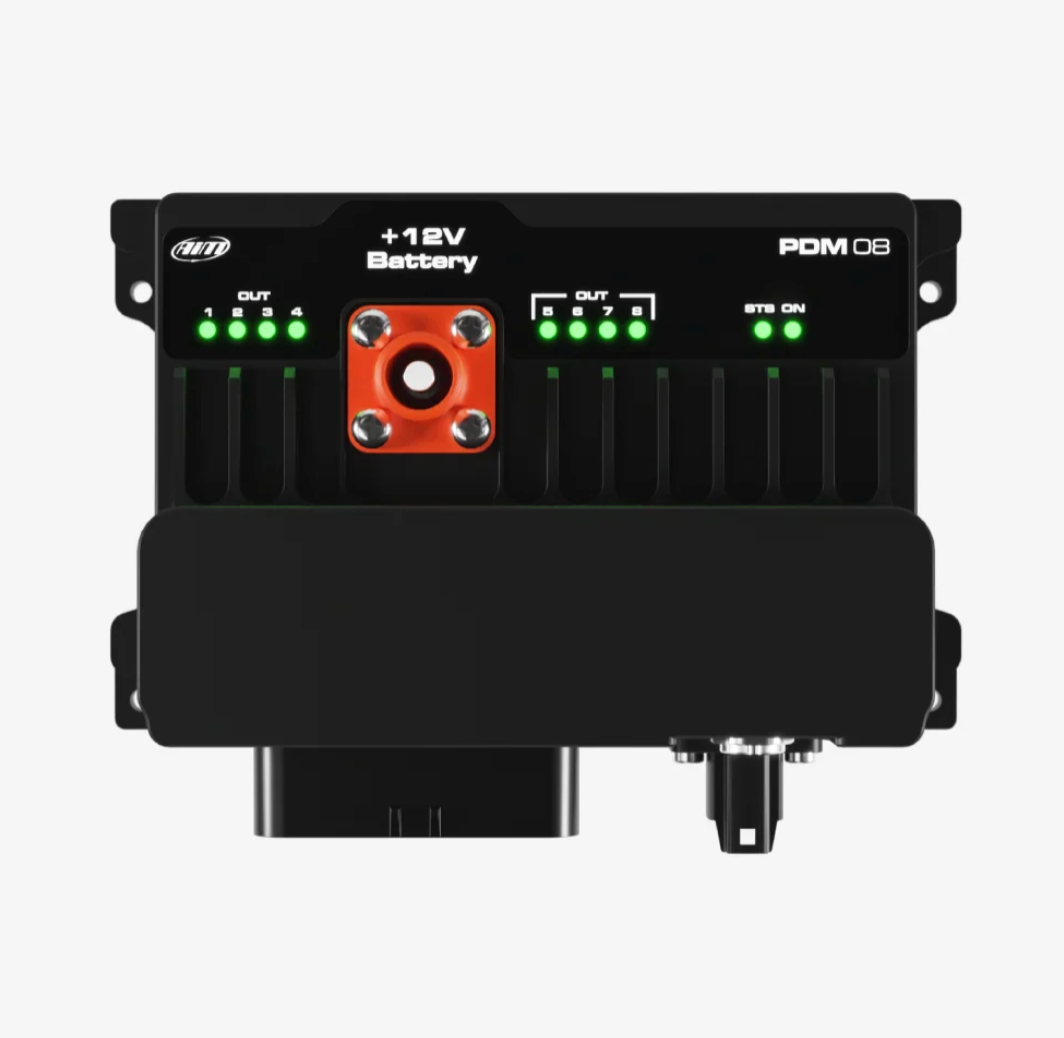 AiM PDM08 電源分配模組正面，8 通道高邊輸出與 +12V 電池端子