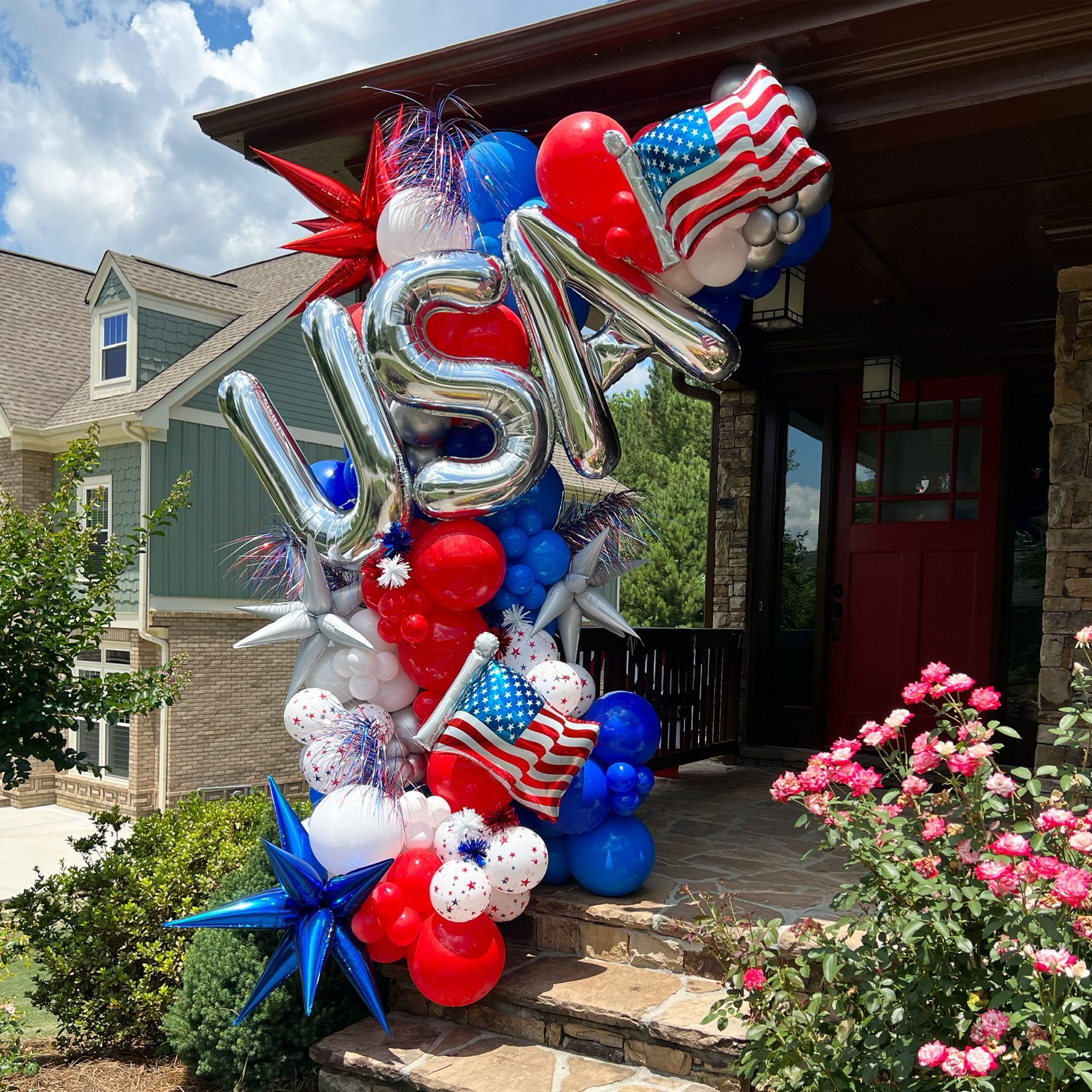 Patriotic balloon display with 