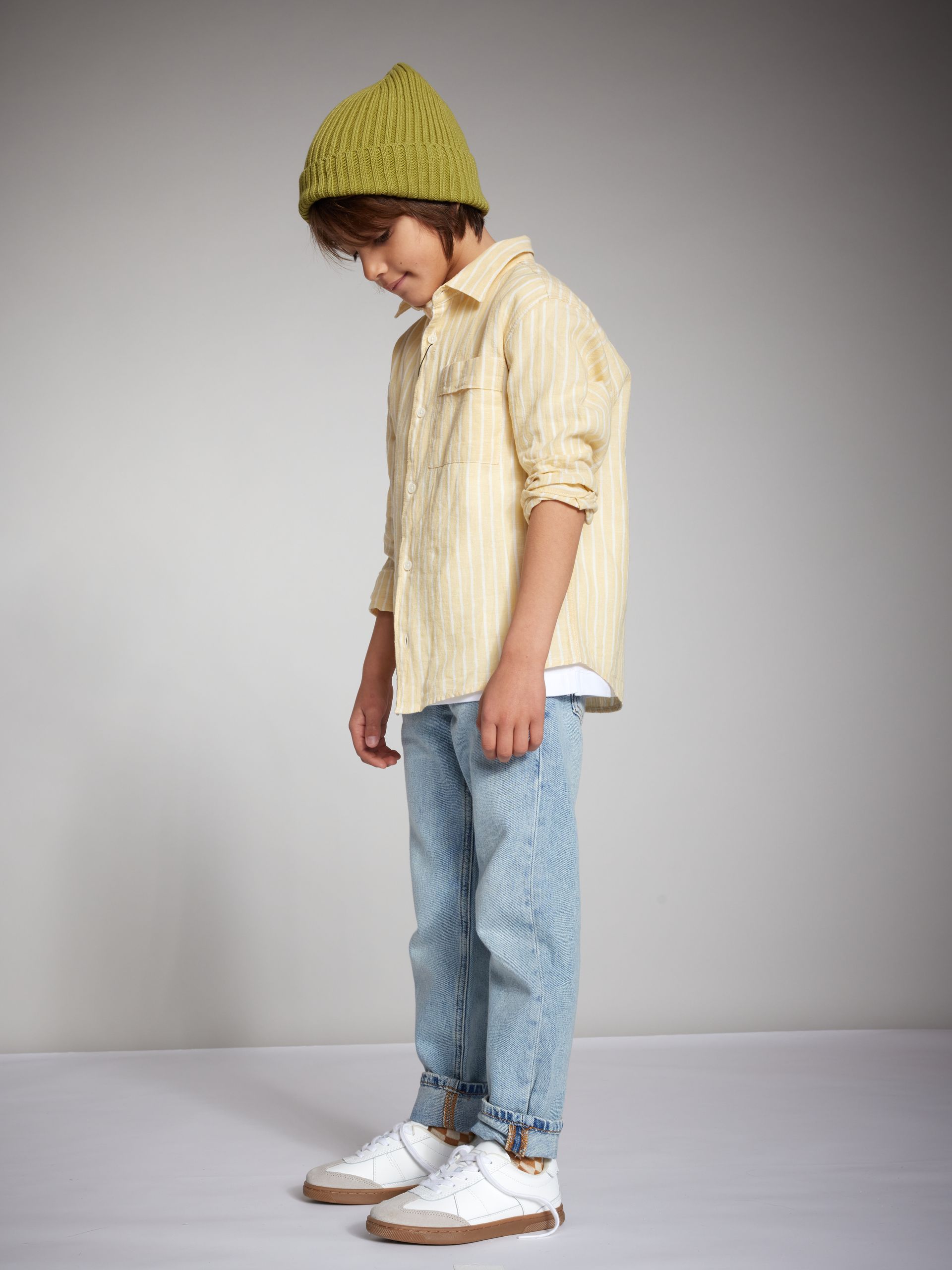 Chasity Zamora Personal Celebrity Wardrobe Fashion Stylist, Commercial and Advertising Stylist 