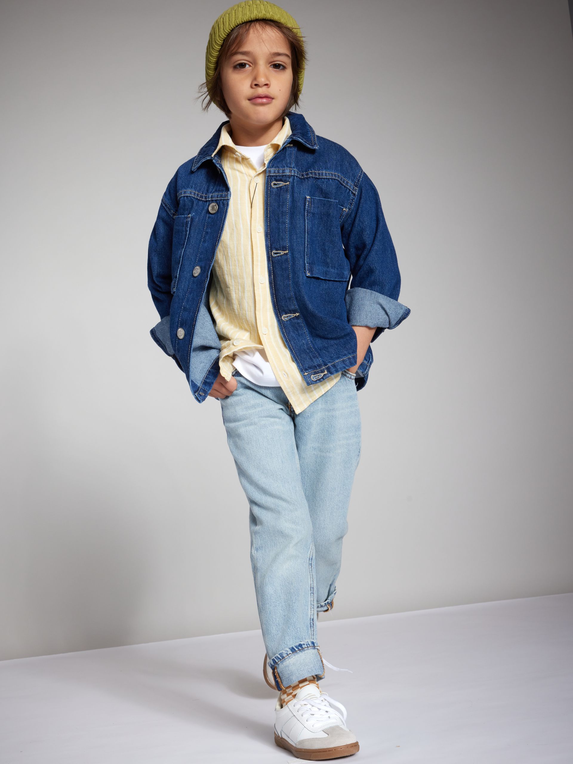 Chasity Zamora Personal Celebrity Wardrobe Fashion Stylist, Commercial and Advertising Stylist 