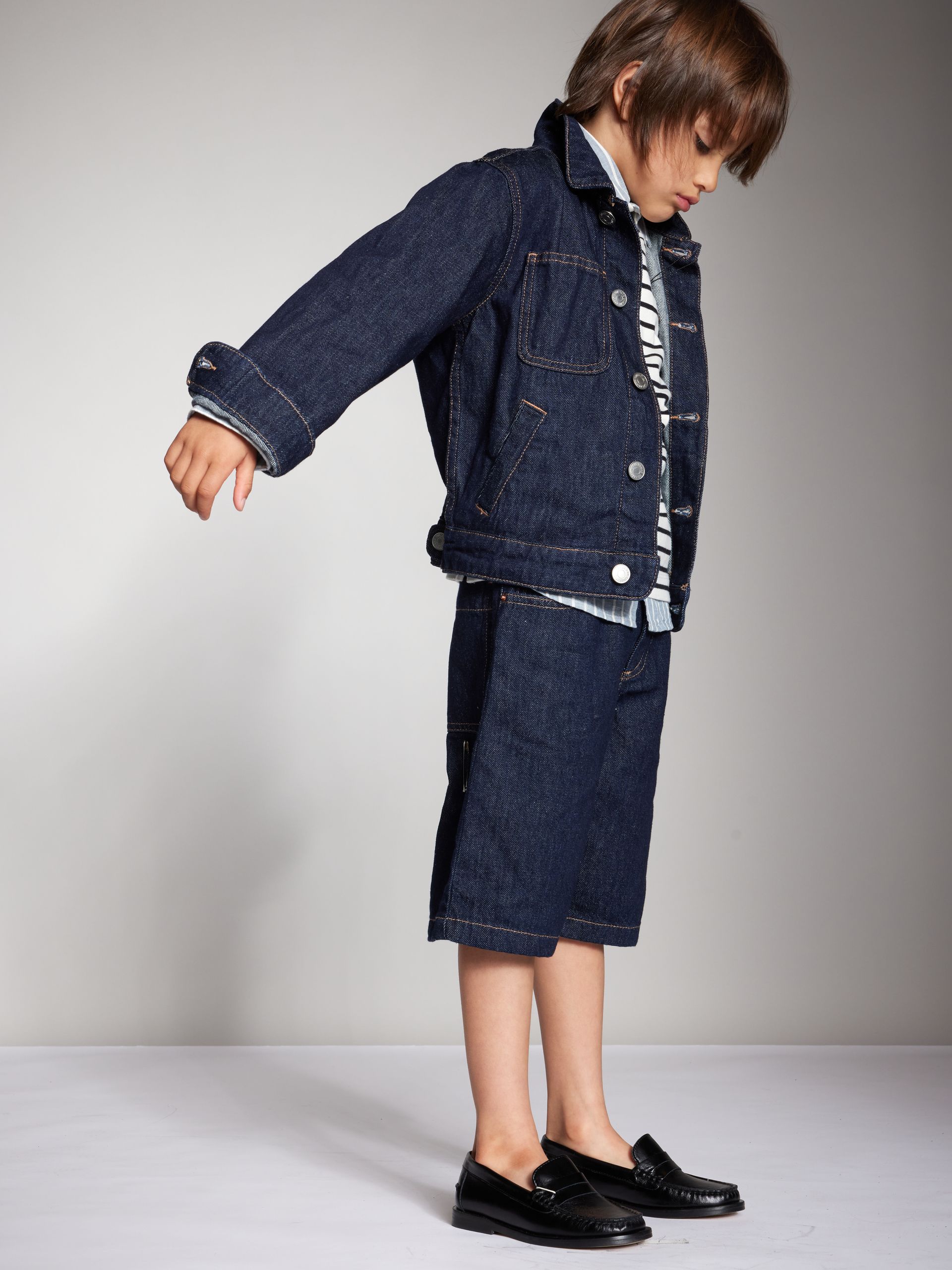 Chasity Zamora Personal Celebrity Wardrobe Fashion Stylist, Commercial and Advertising Stylist 