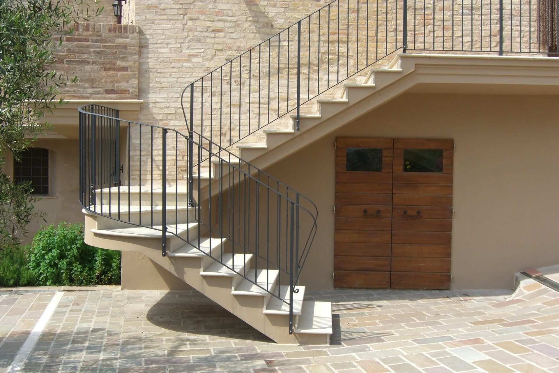 scale in pietra e marmo