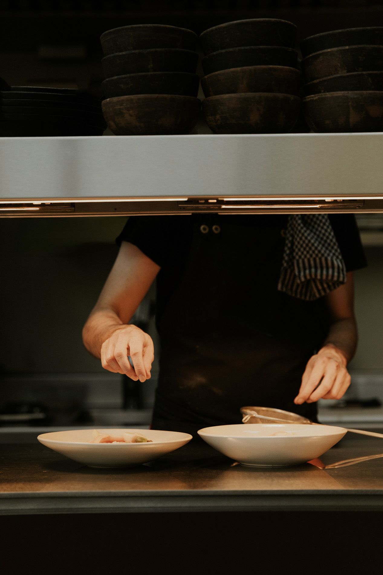 Tafel met een gerecht op.