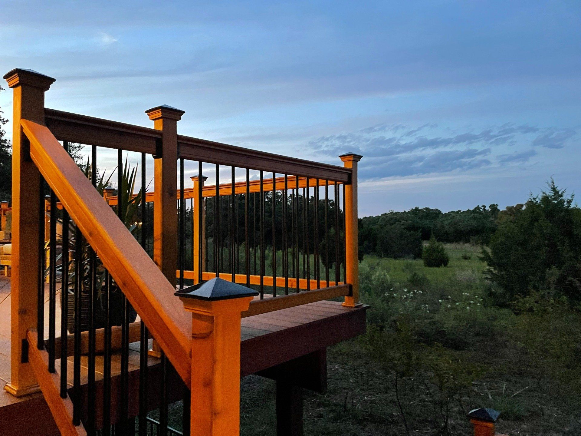 outdoor deck railing remodeling
