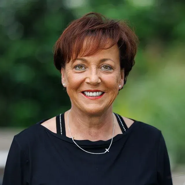 Barbara Pinnow, Floristik bei Bestatter Alfred Roth in Remscheid