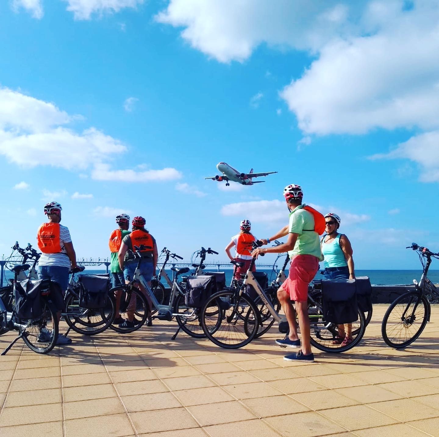 e-Bikes and plane watching in Lanzarote