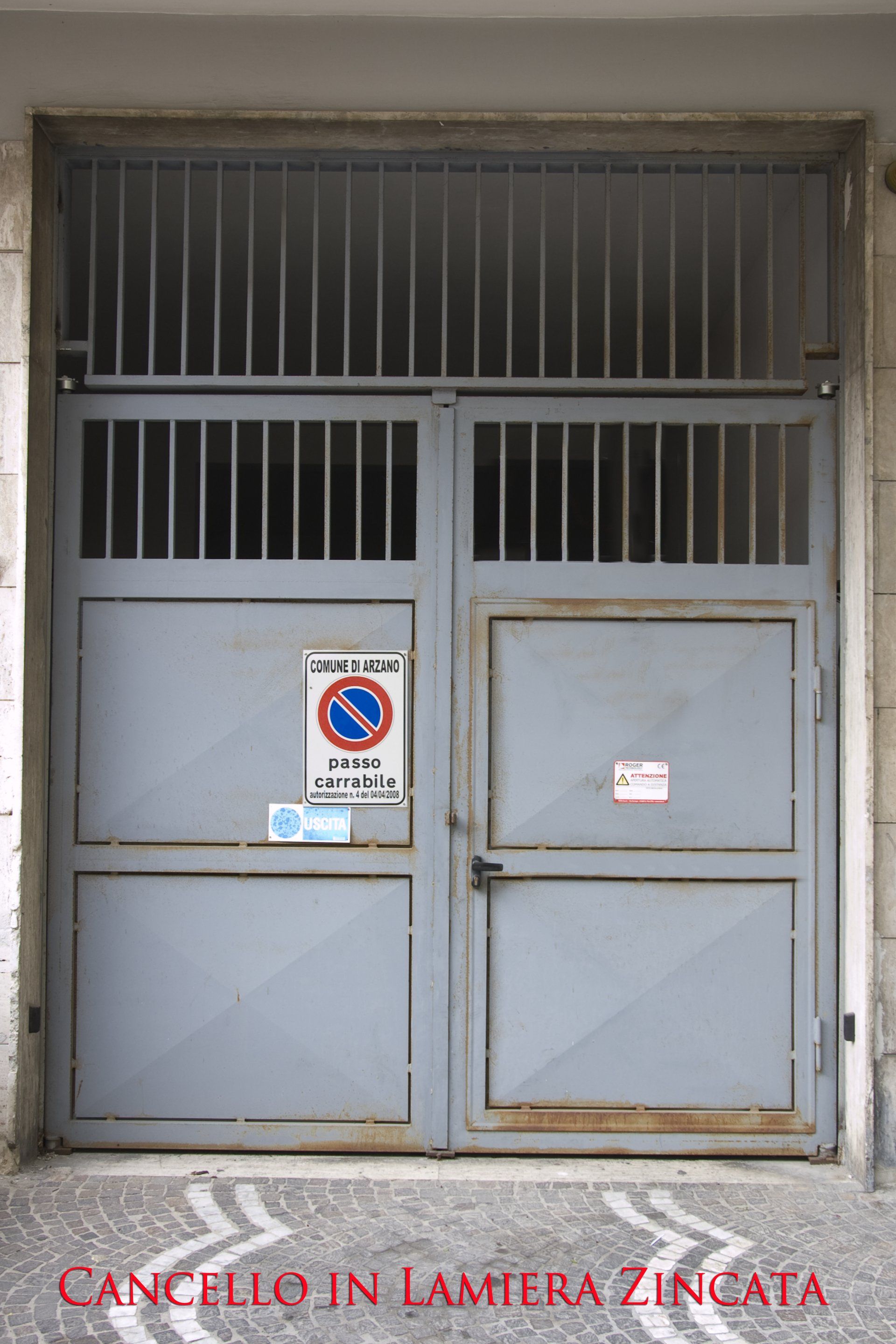 Cancello in lamiera zincata