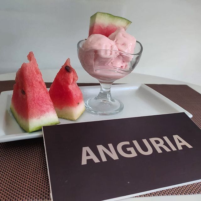 cappuccino con panna