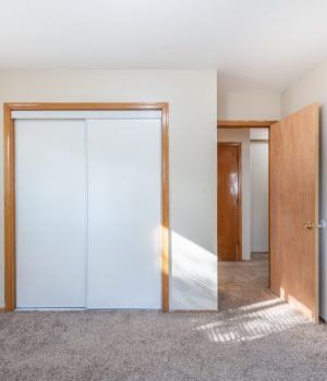 Hyde Park Bedroom-011