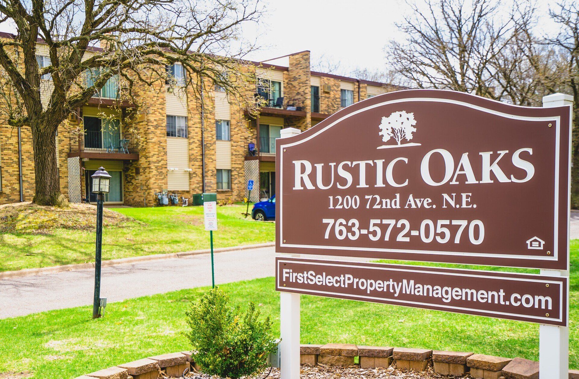 Exterior | Rustic Oaks Apartments