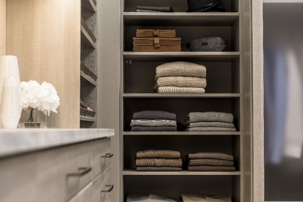 Tiered Storage Valets