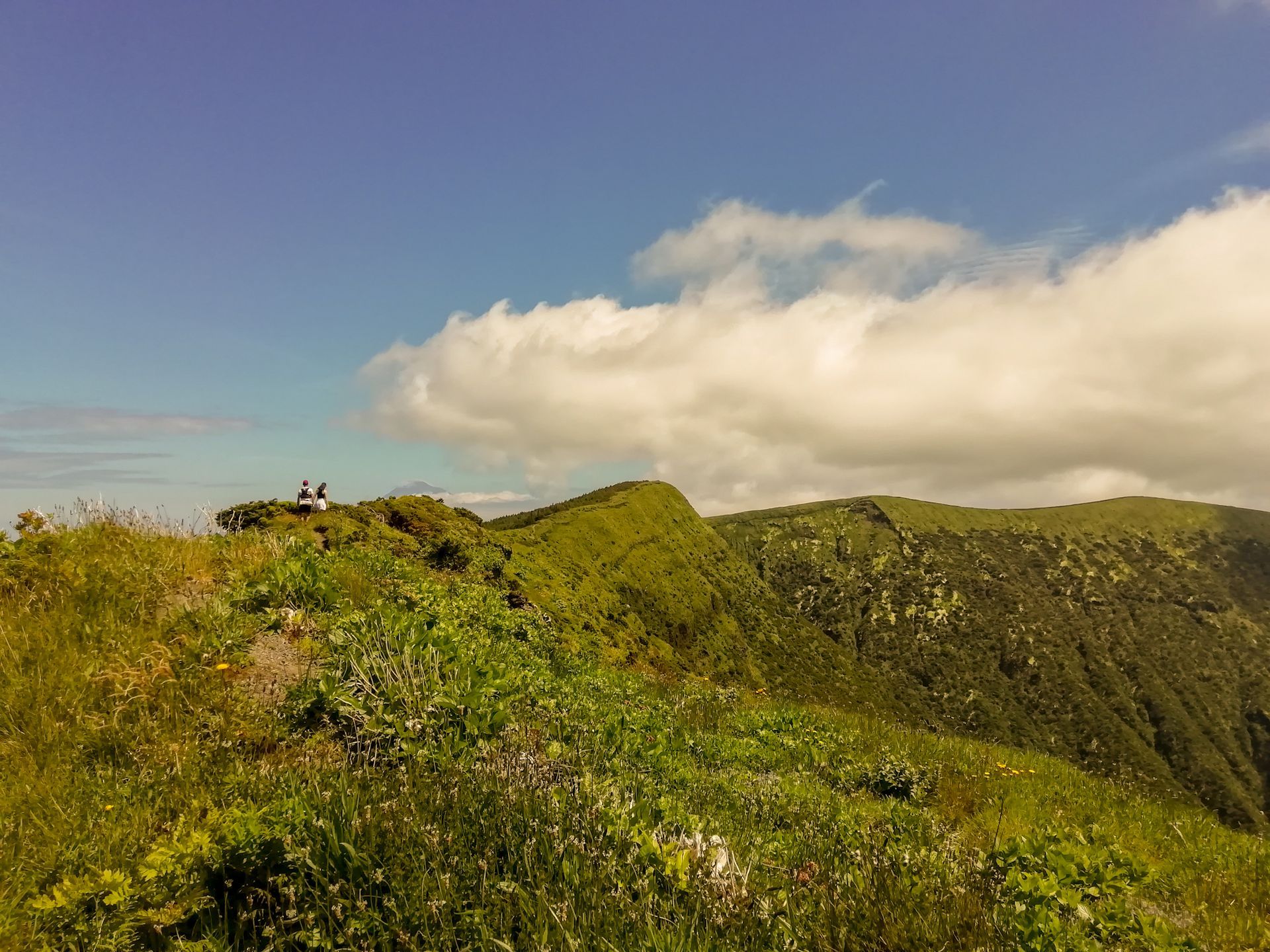 Caminhada, Trilho Volta à Caldeira do Faial,  ilha do Faial, Açores