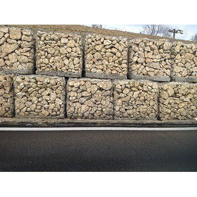 muro di gabbioni metallici