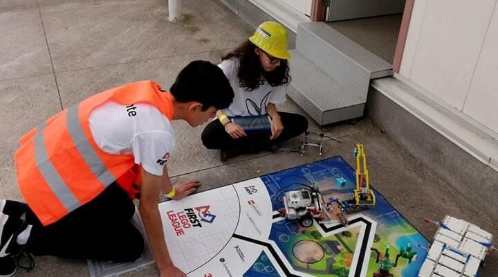 COLEGIO BICULTURAL GÉNESIS SC