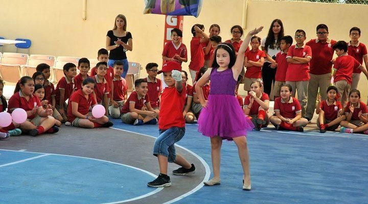 COLEGIO BICULTURAL GÉNESIS SC